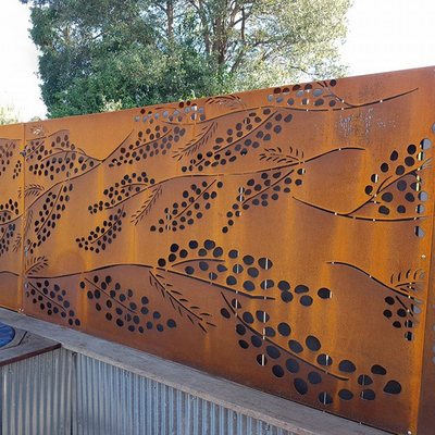 Γυαλισμένο Weathering Steel Σίτα Κηπουρικής Μεταλλικά Προϊόντα Κήπου πάχους 3mm