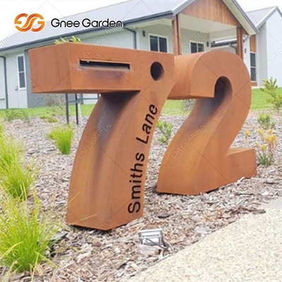 950mm οξυδωμένο ύψος Corten χάλυβα επιστολών κιβώτιο πτώσης μετάλλων κιβωτίων υπαίθριο