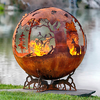 Κοίλωμα πυρκαγιάς χάλυβα Handcrafted πυκνά 100cm Corten και σφαίρα κύπελλων νερού που διαμορφώνεται