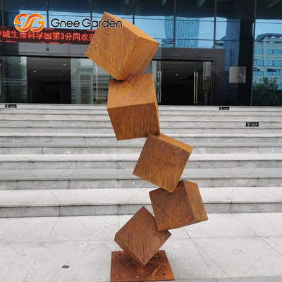 Οξυδωμένα γλυπτά κήπων μετάλλων Corten φραγμών κινδύνου γλυπτό για το χορτοτάπητα
