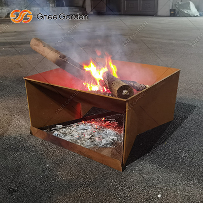 Ξύλινος καίγοντας χάλυβας Firepit Corten κήπων για τη στρατοπέδευση κατωφλιών