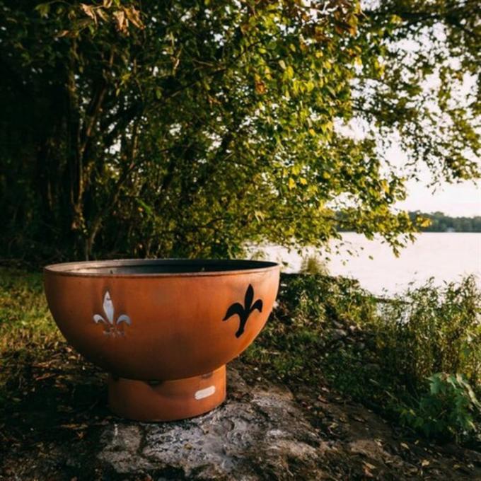 Χάλυβας Corten γύρω από το κοίλωμα πυρκαγιάς κήπων σχαρών ξυλάνθρακα στρατοπέδευσης κύπελλων πυρκαγιάς μεγέθους υπαίθριο