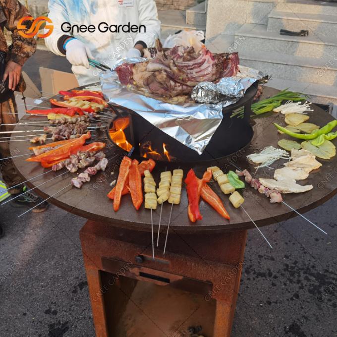 Υπαίθρια σχαρών σχαρών ξυλάνθρακα σχάρα ΣΧΑΡΩΝ χρώματος καπνιστών σκουριασμένη με το στρογγυλό 100cm πιάτο σχαρών διαμέτρων μαγειρεύοντας